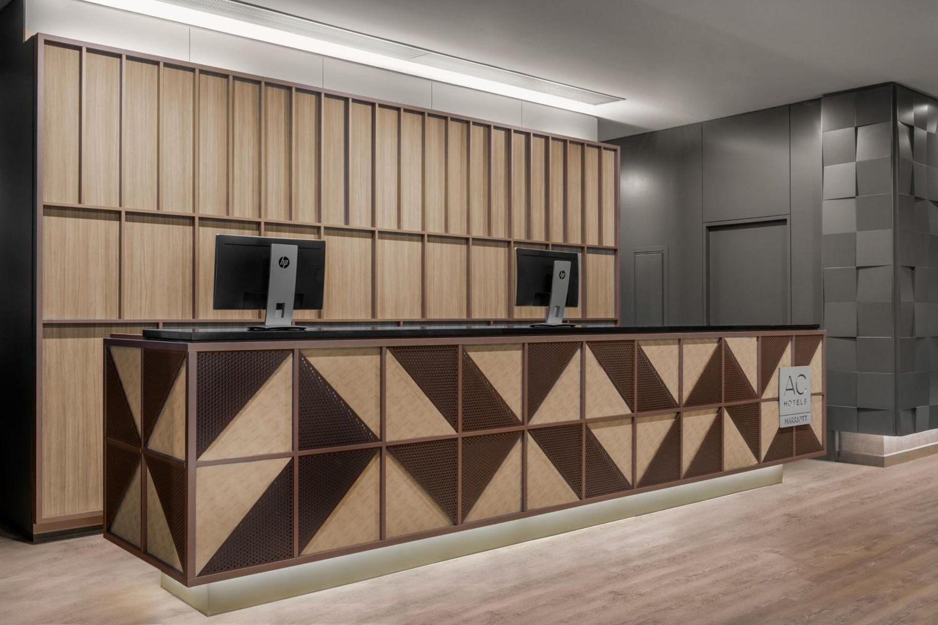AC Hotel by Marriott Madrid Airport, Coslada