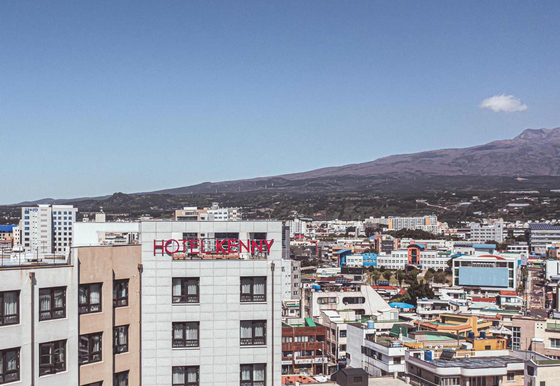Kenny Stay Jeju Seogwipo