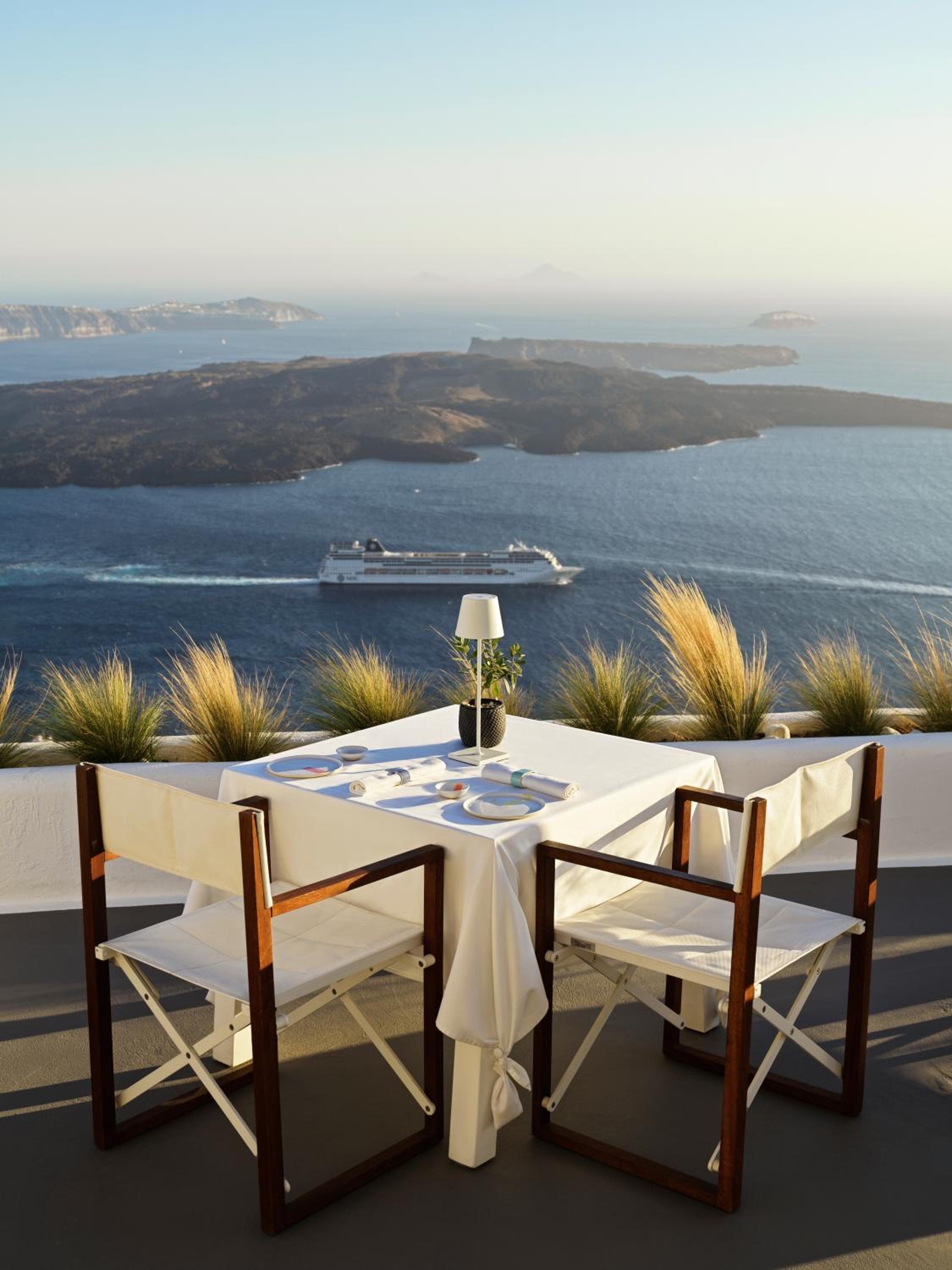Foto de Katikies Chromata Santorini - The Leading Hotels of the World