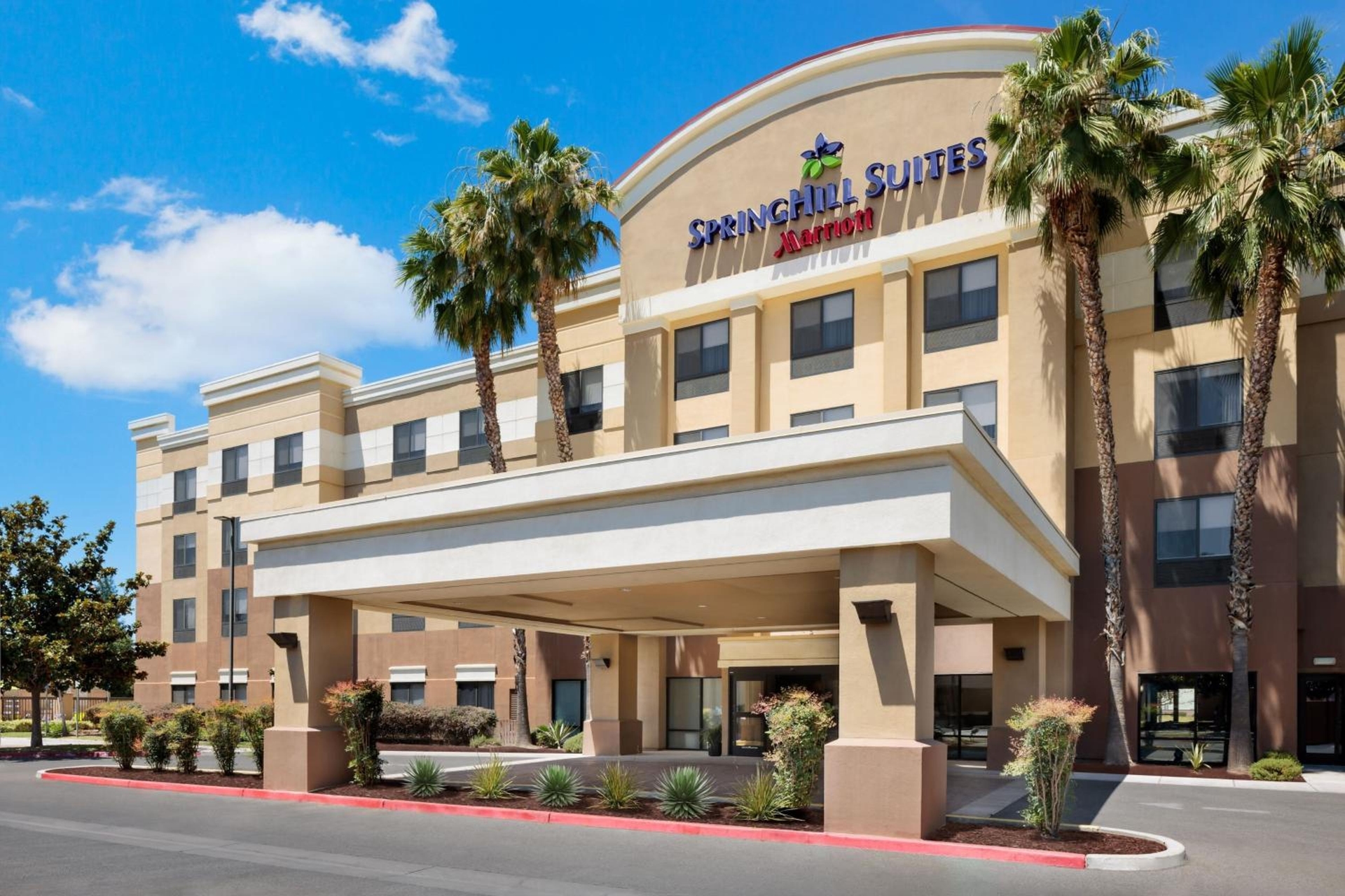 SpringHill Suites Fresno, Fresno