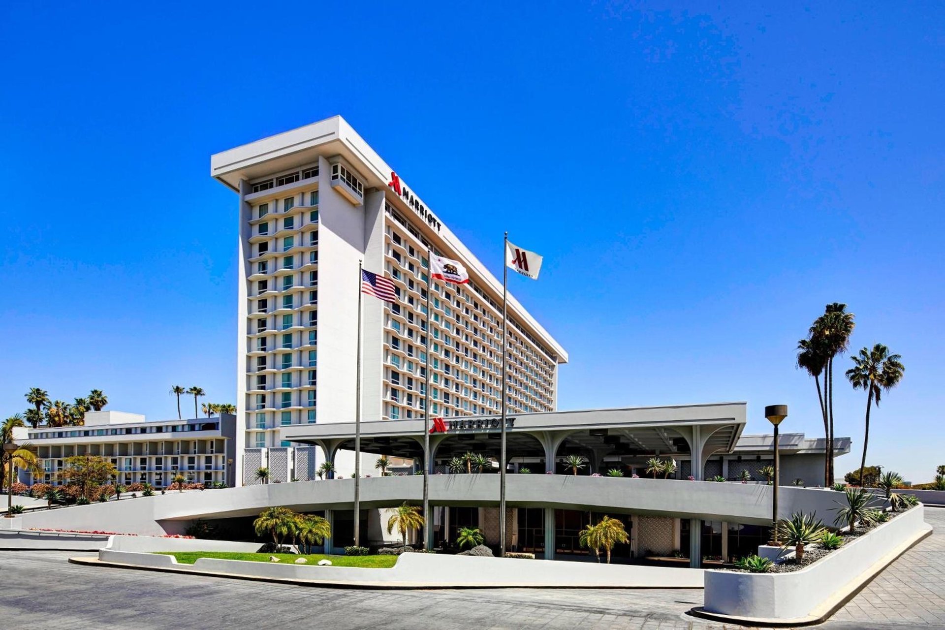 Los Angeles Airport Marriott, Los Angeles