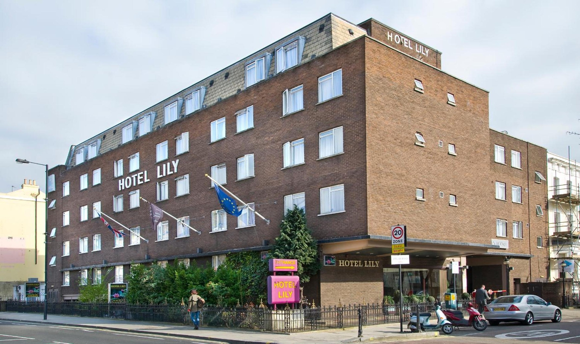Hotel Lily, London