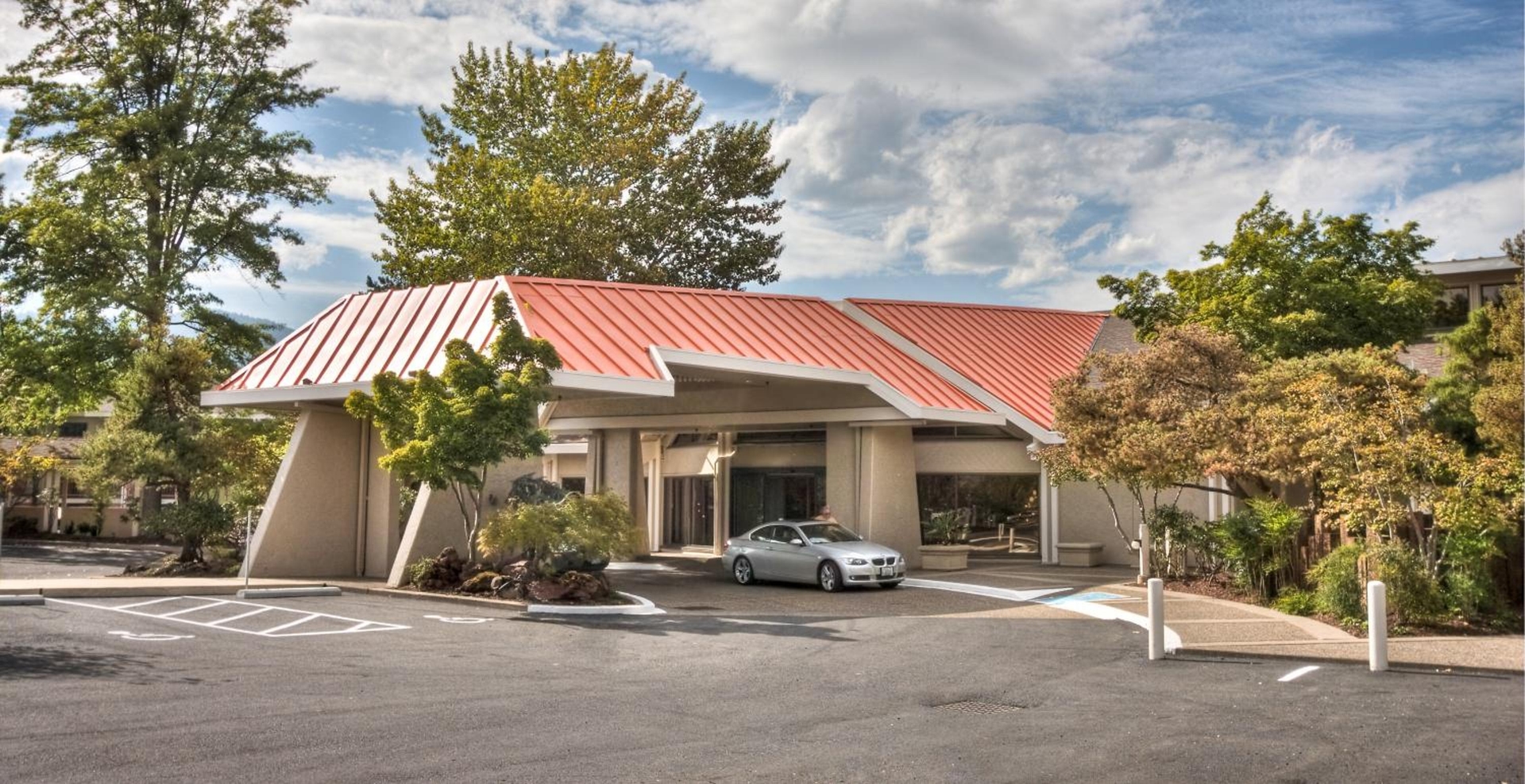Ashland Hills Hotel & Suites, Ashland