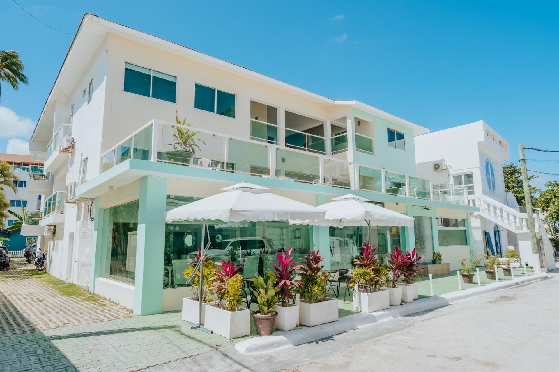 Hotel Checkin El Cortecito Beach
