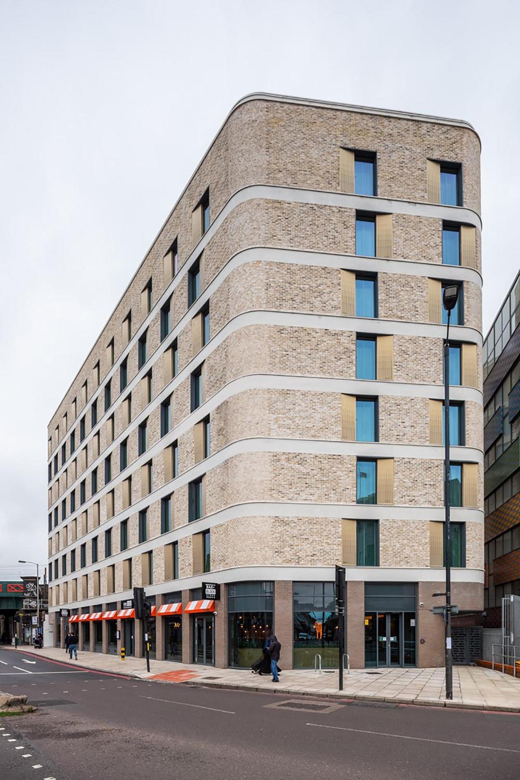 Maldron Hotel Finsbury Park, London, London