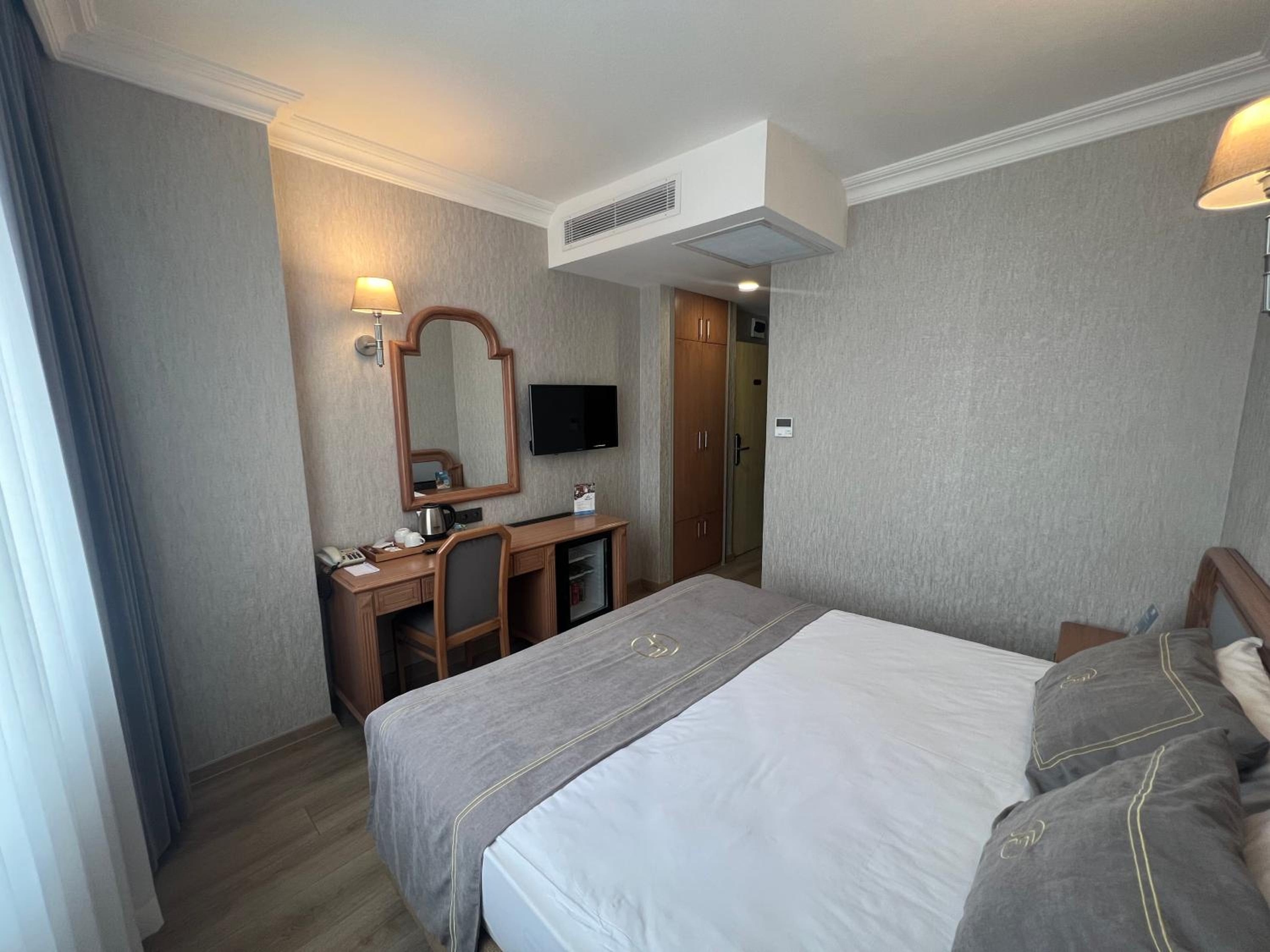 Foto de Fuar Hotel