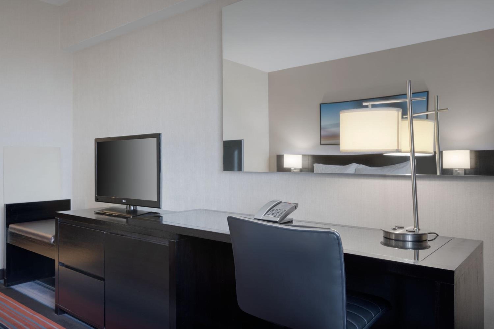 Foto de Courtyard by Marriott New York JFK Airport