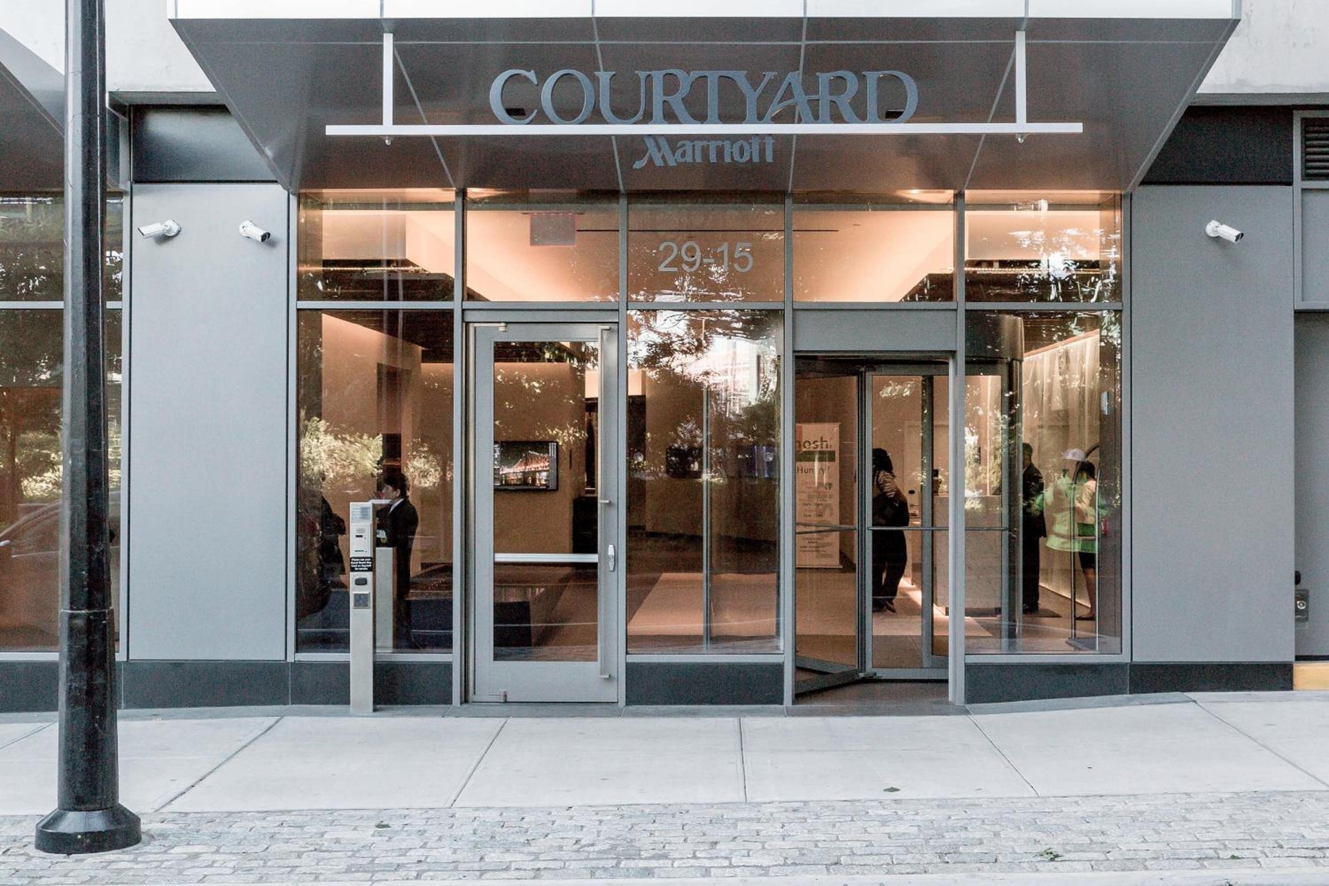Foto de Courtyard by Marriott Long Island City/New York Manhattan View
