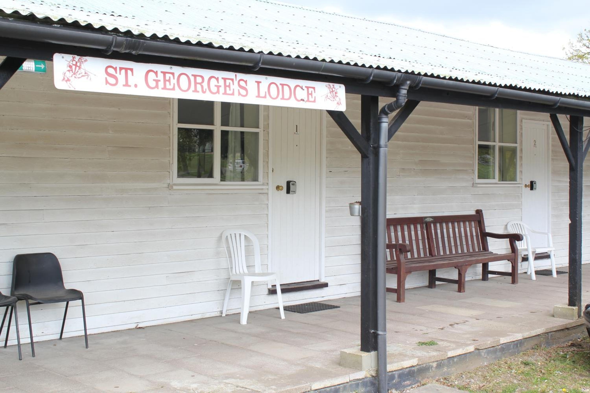 St George's Lodge, Bisley, Brookwood