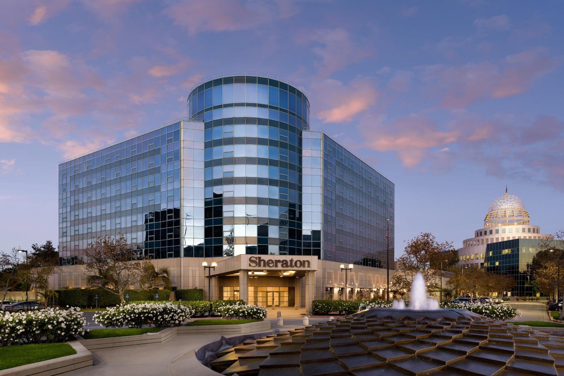 Sheraton Cerritos, Cerritos