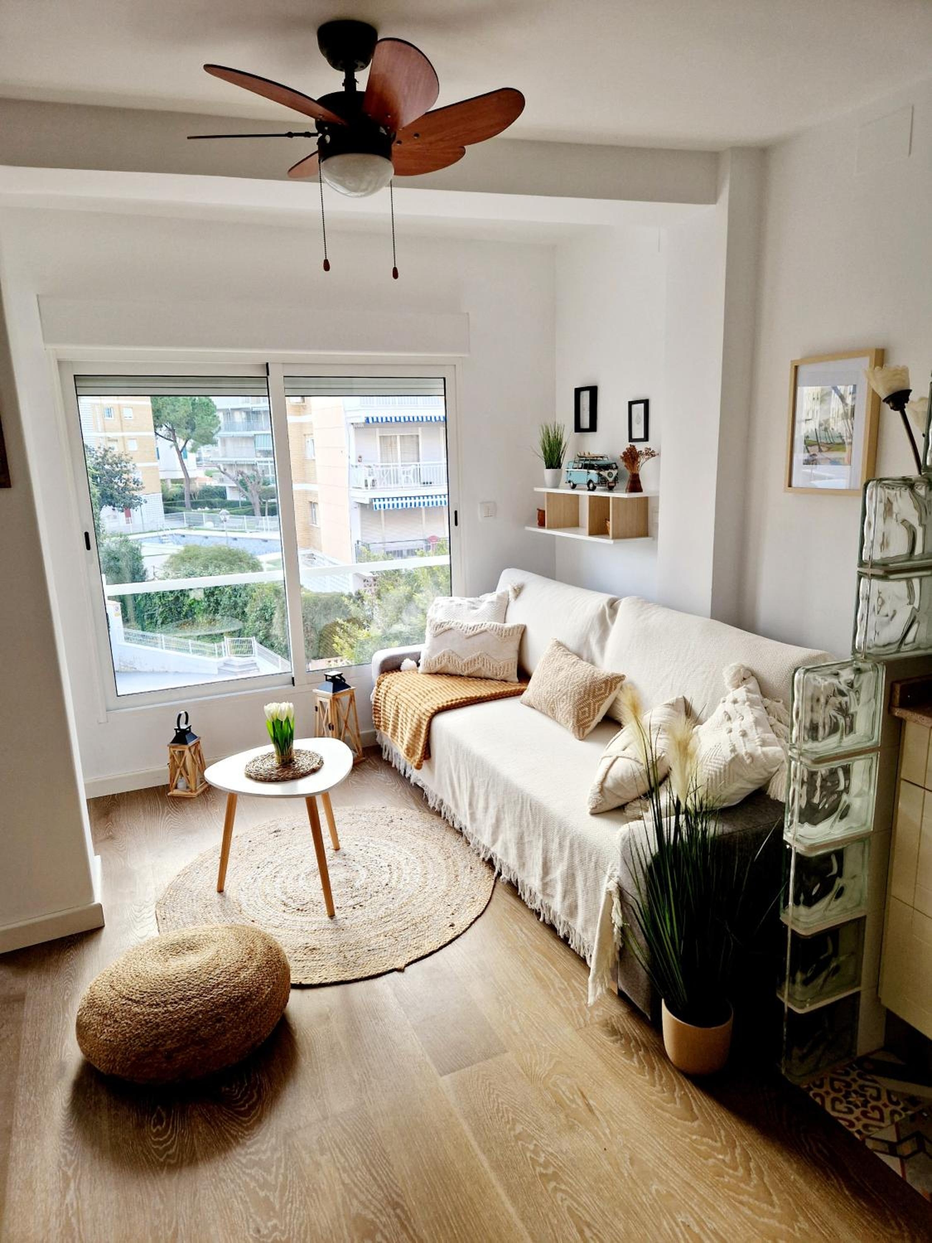 Cozy Rustic Home, Playa Pobla de Farnals