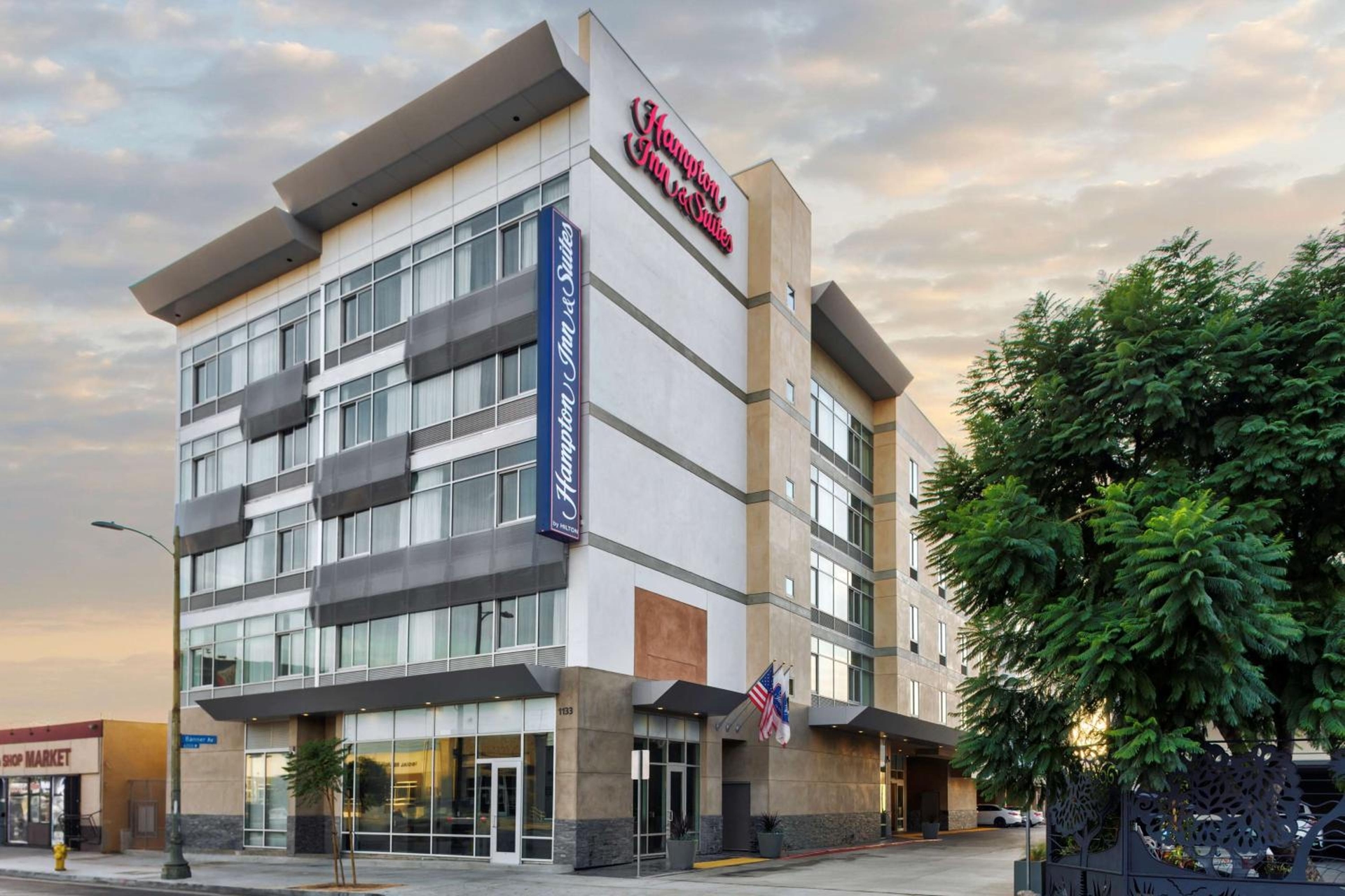 Hampton Inn & Suites Los Angeles/Hollywood, CA, Los Angeles