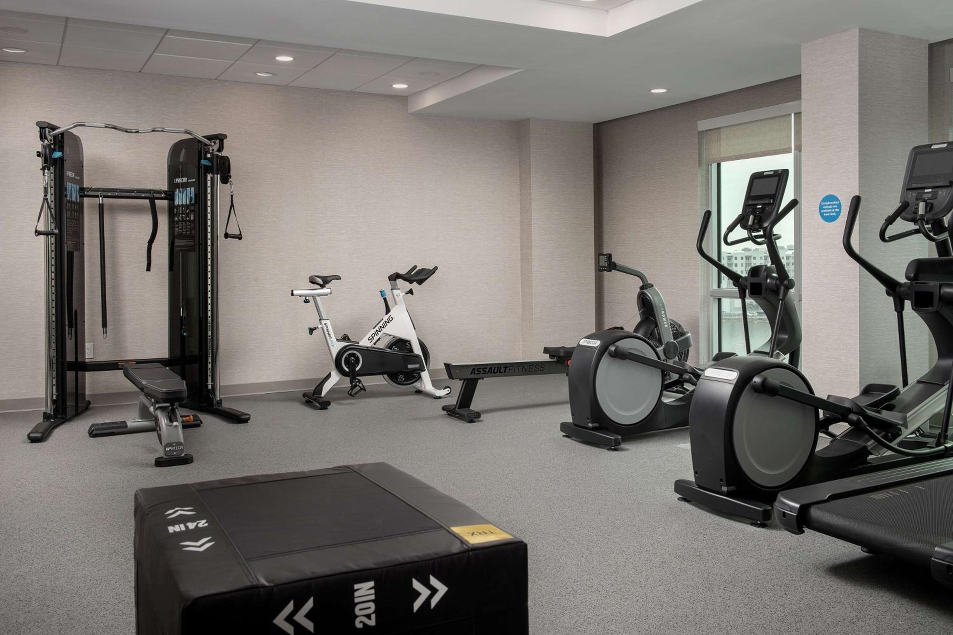 Foto de Home2 Suites By Hilton Miami Airport South Blue Lagoon