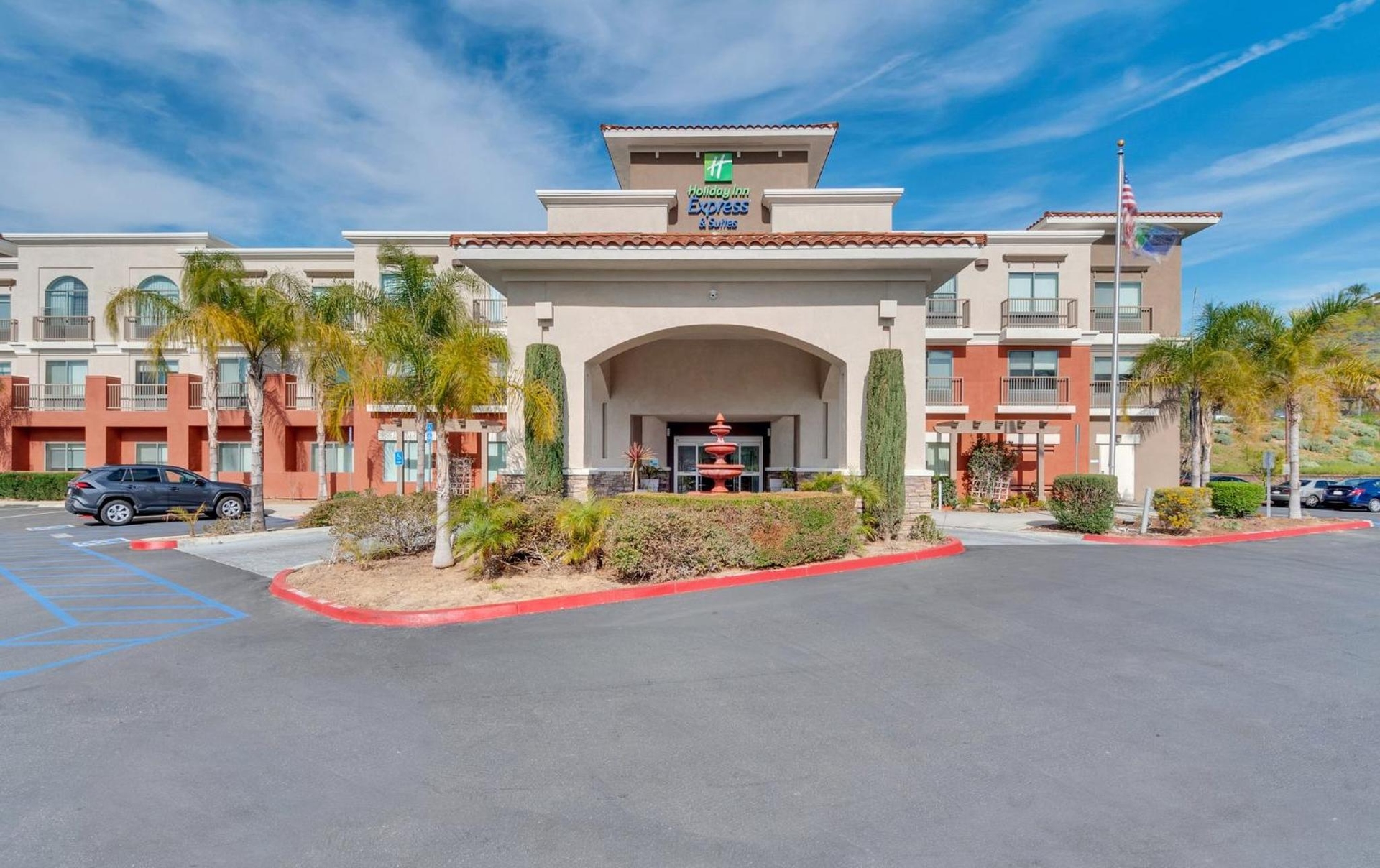 Holiday Inn Express Hotel & Suites Lake Elsinore by IHG, Lake Elsinore