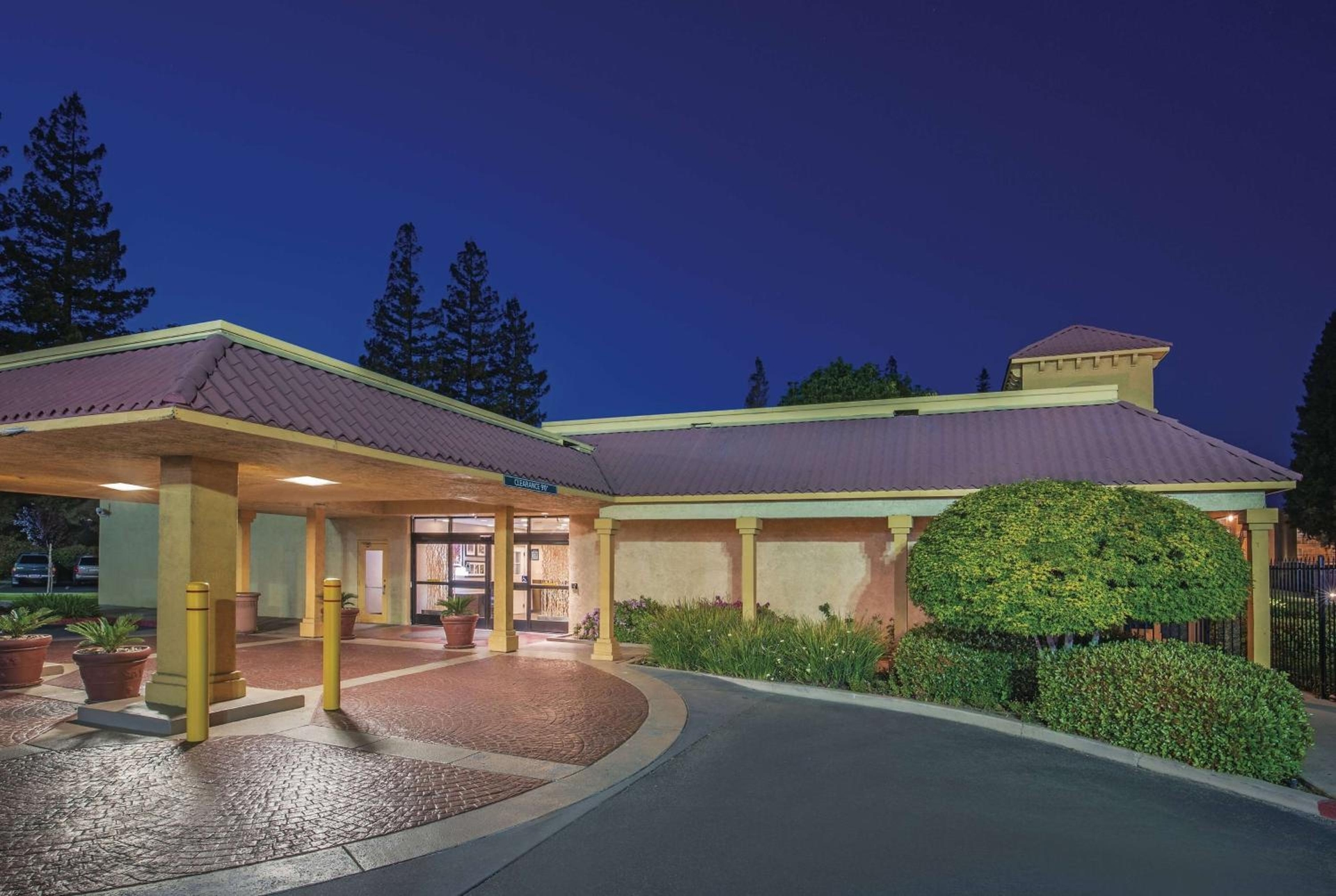 Howard Johnson by Wyndham Sacramento Downtown, Sacramento
