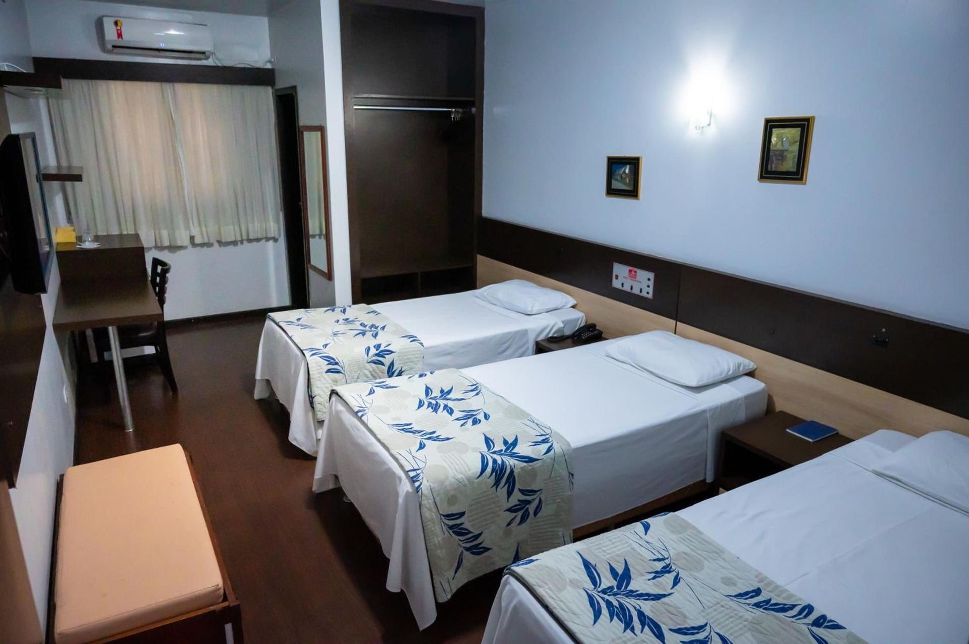 Foto de Hotel 365
