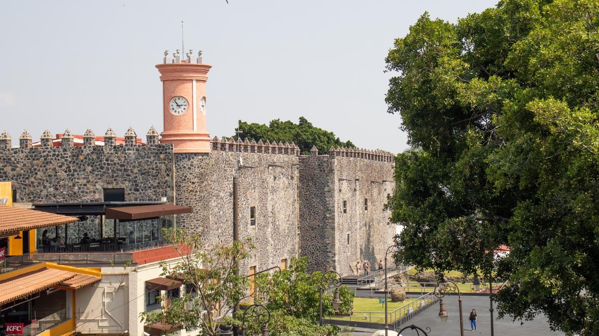 Suites Las Plazas