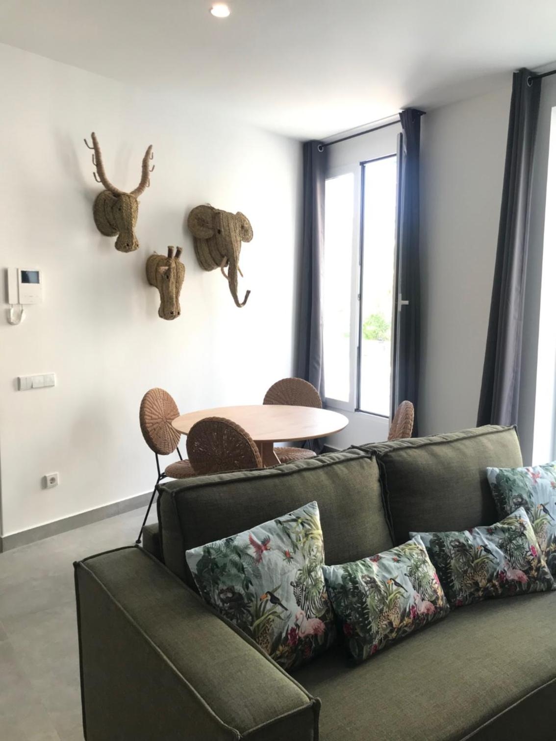 ApartUP Belmar Apartments, Valencia
