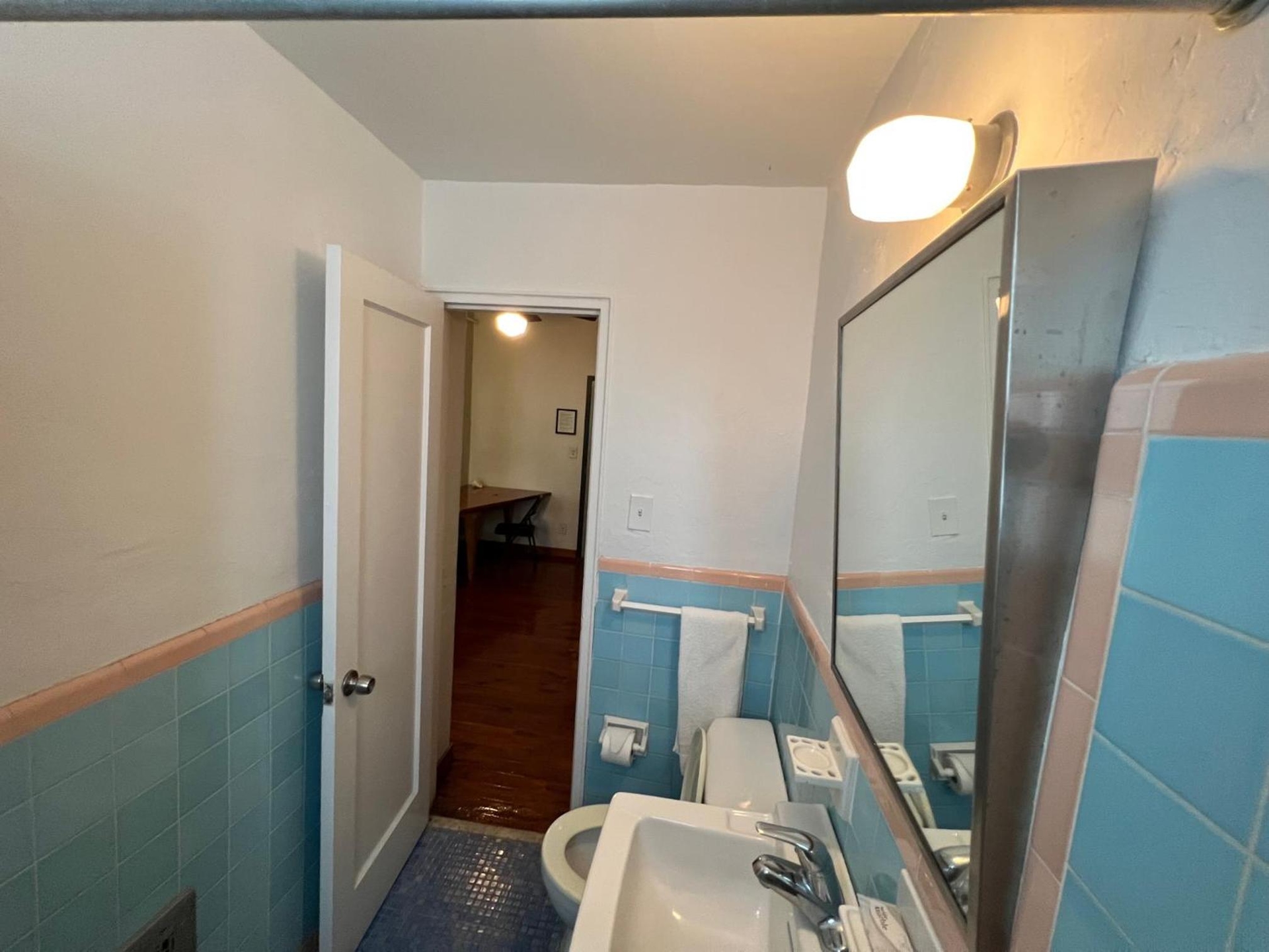 Foto de Sherbrooke All Suites Hotel