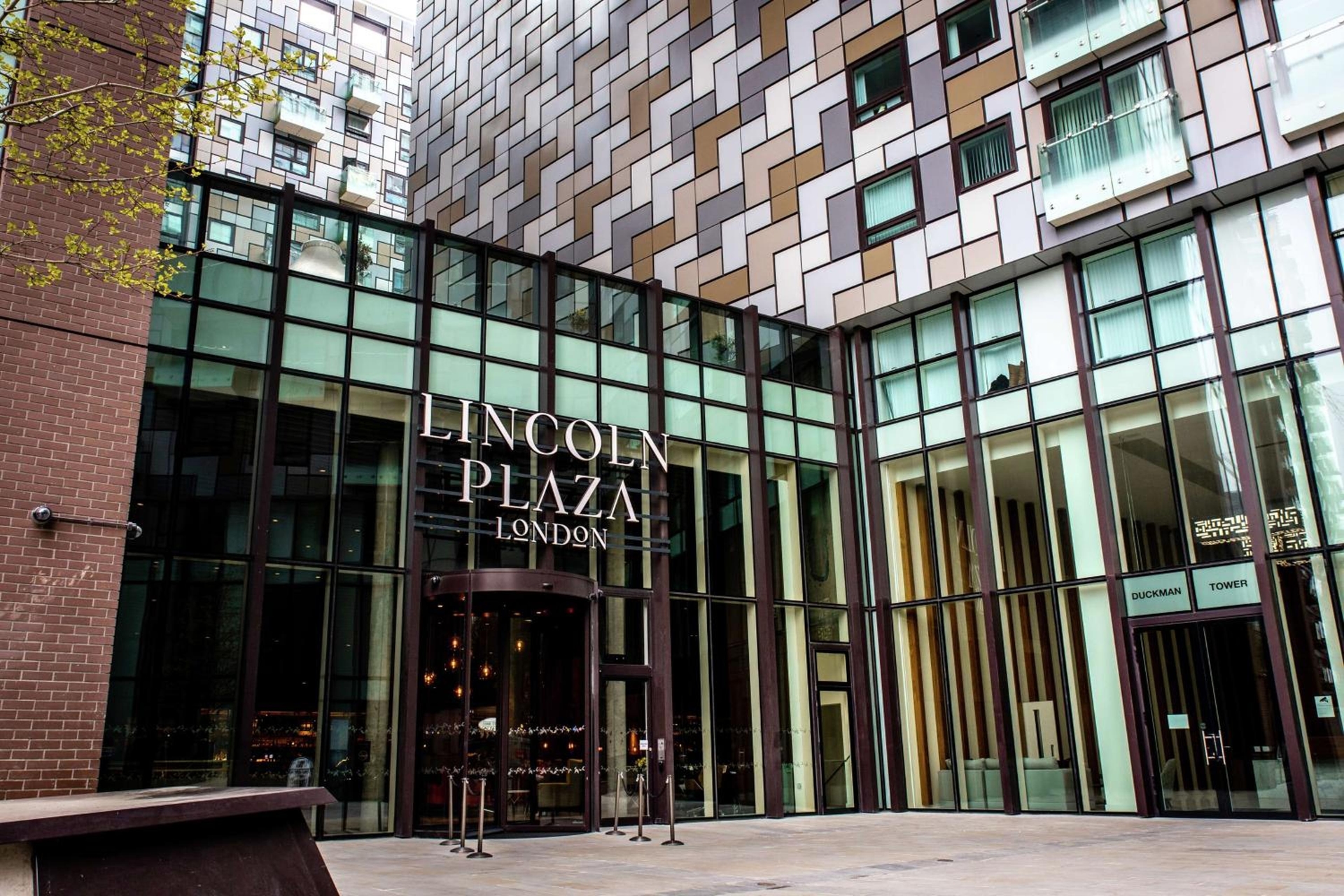 Lincoln Plaza Hotel London, Curio Collection By Hilton, London