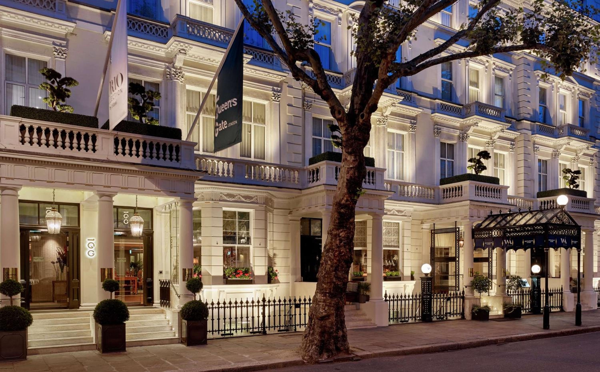 100 Queen's Gate Hotel London Kensington, Curio Collection by Hilton, London