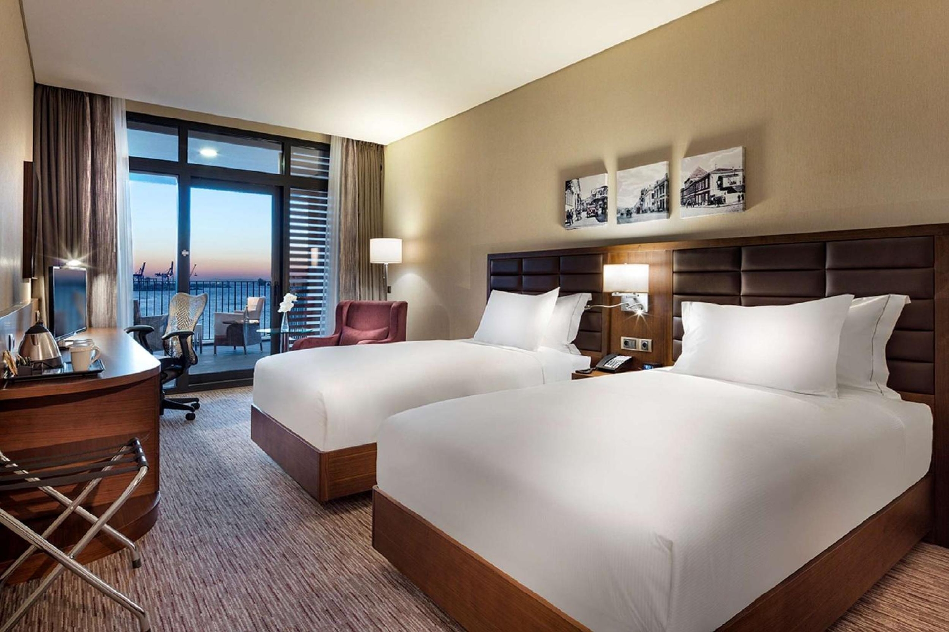 Foto de Hilton Garden Inn Izmir Bayrakli