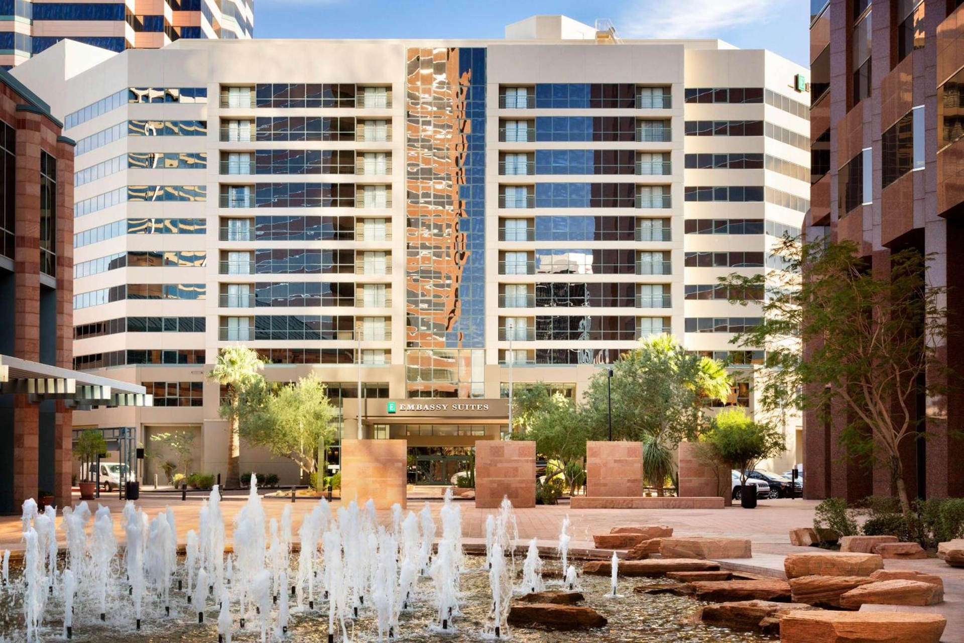 Embassy Suites by Hilton Phoenix Downtown North, Phoenix