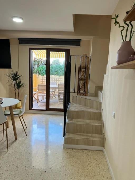 Modern apartment in Valencia, Port Saplaya, by the sea, Port Saplaya