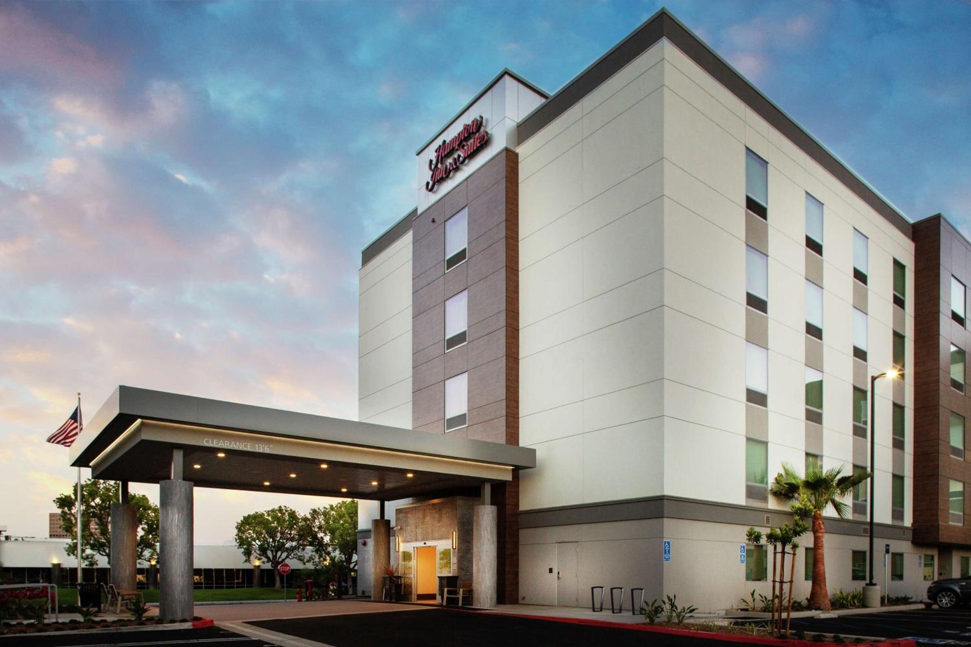 Hampton Inn & Suites Irvine/Orange County Airport, Irvine