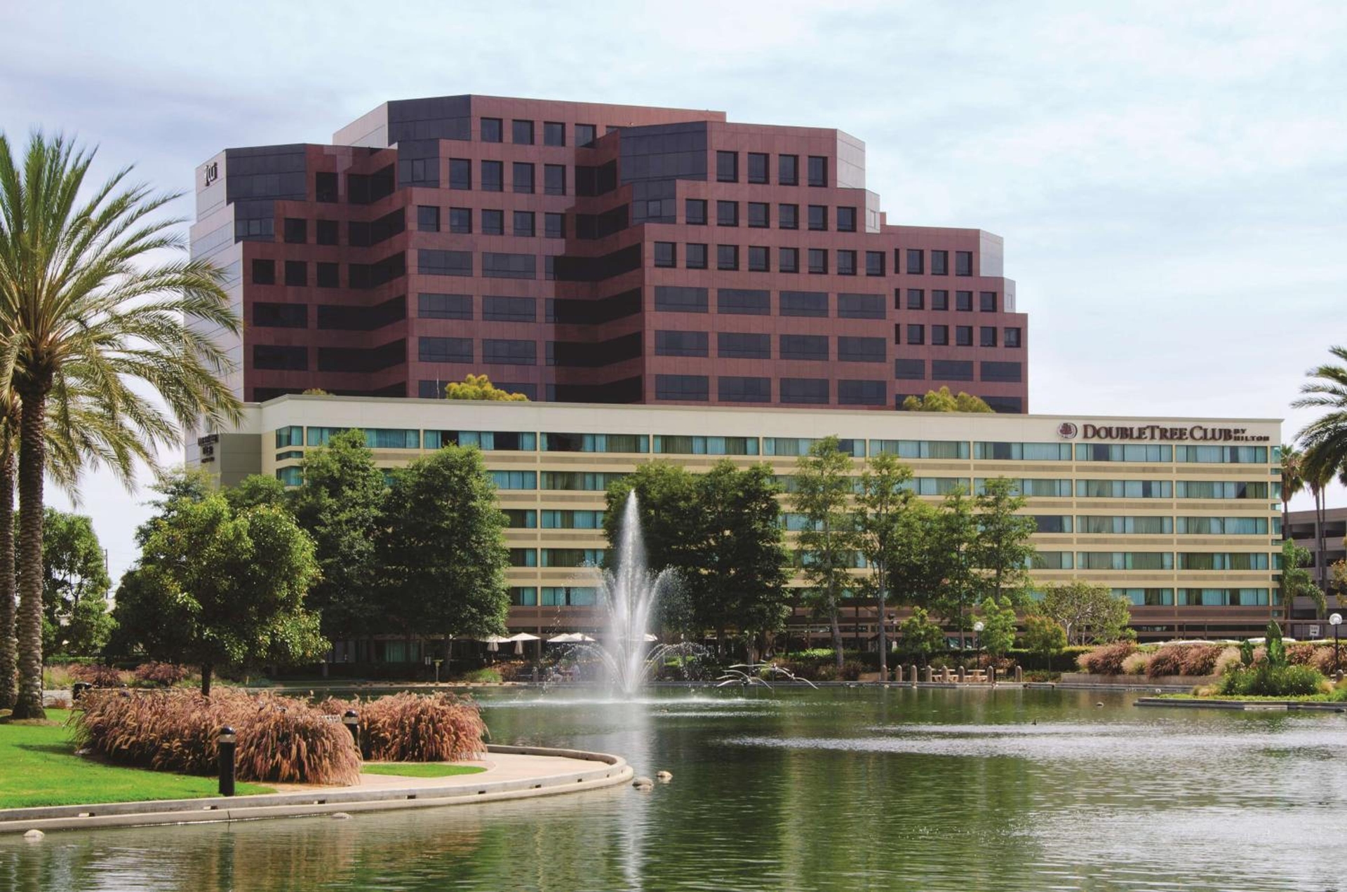 DoubleTree by Hilton Orange County Airport, Santa Ana