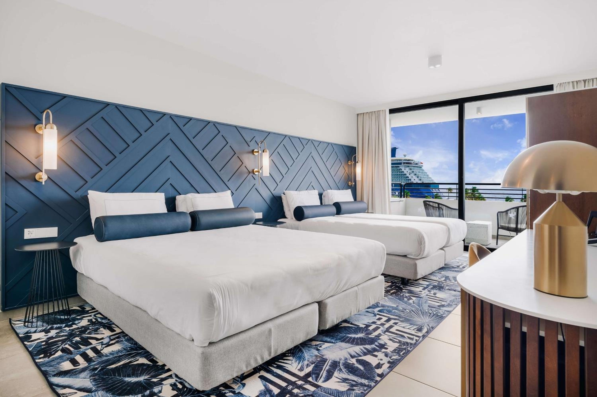 Foto de Mangrove Beach Corendon Curacao All-Inclusive Resort, Curio by Hilton