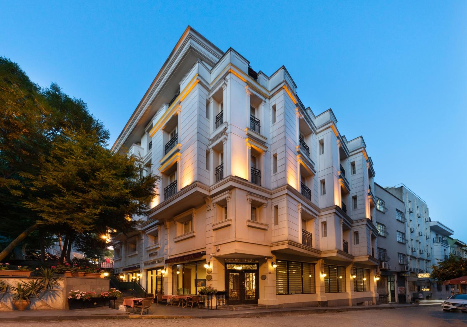 Recital Hotel