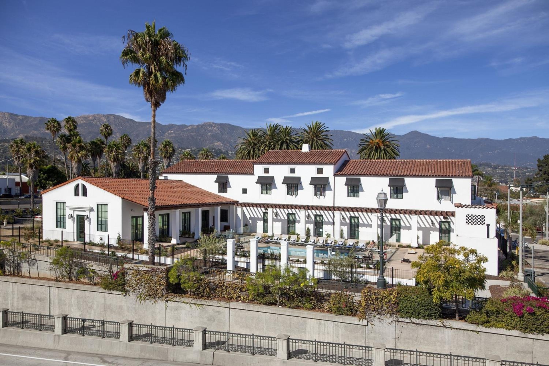 Moxy Santa Barbara, Santa Barbara