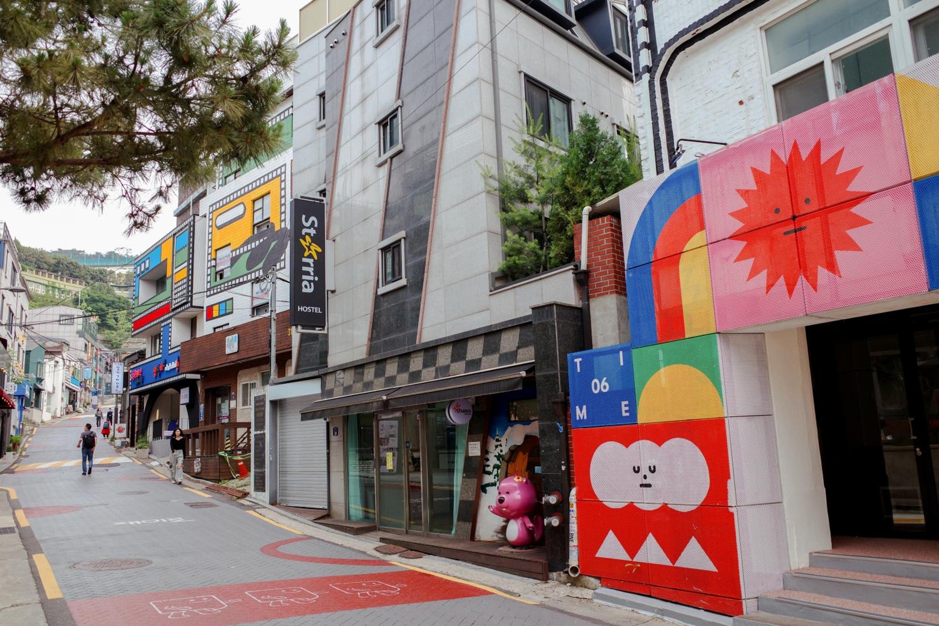 Starria Hostel foreign guest only
