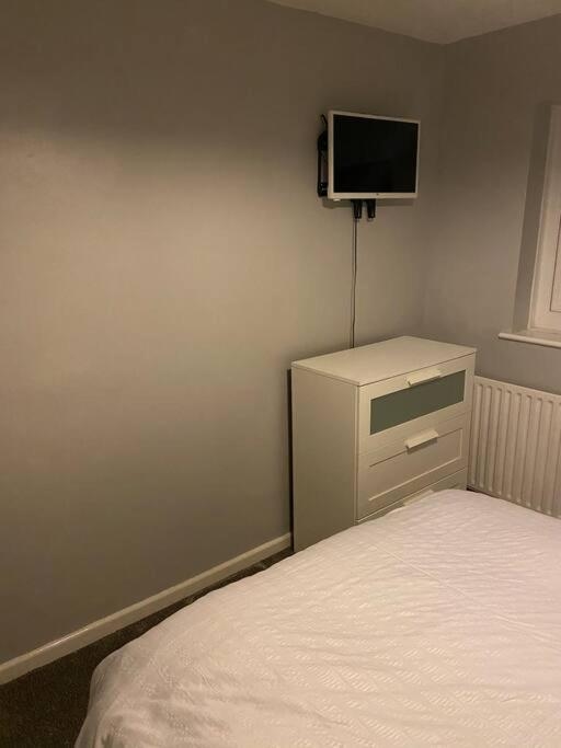Cosy 1 Bed Home @Stevenage, Shephall