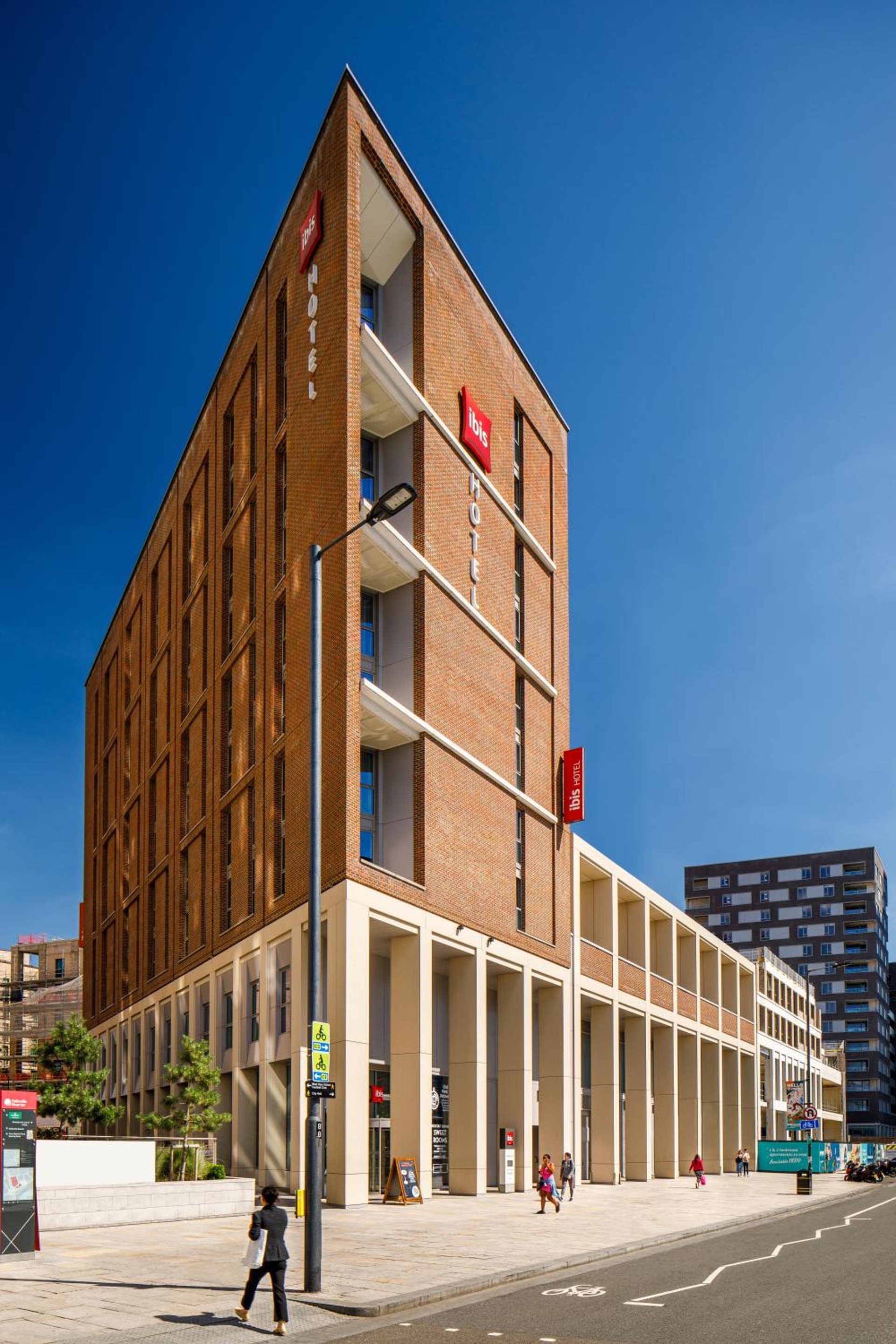 ibis London Canning Town, London