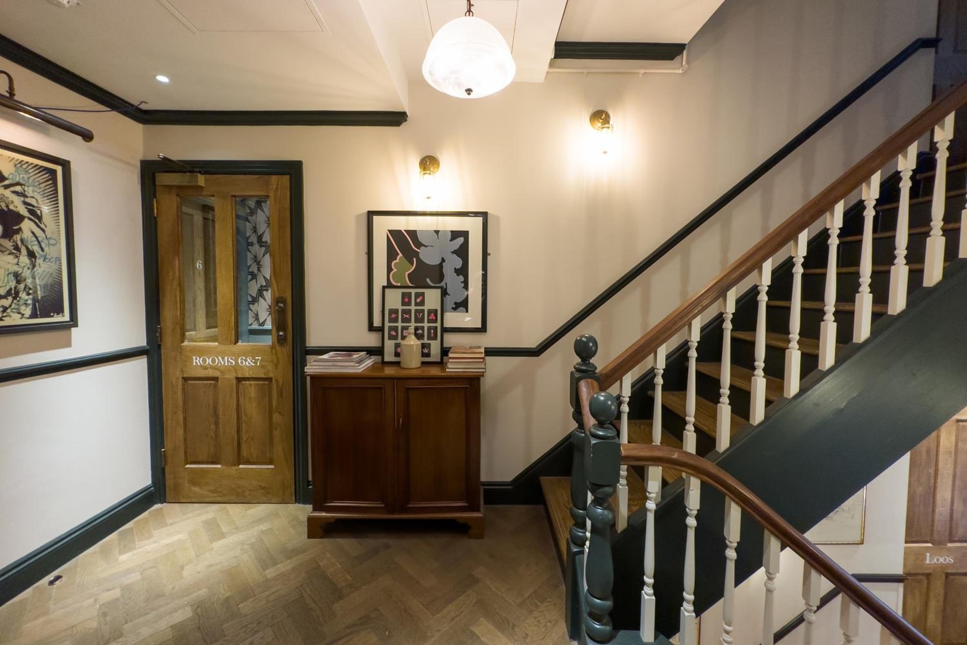 THE KNIGHT OF NOTTINGHILL, London