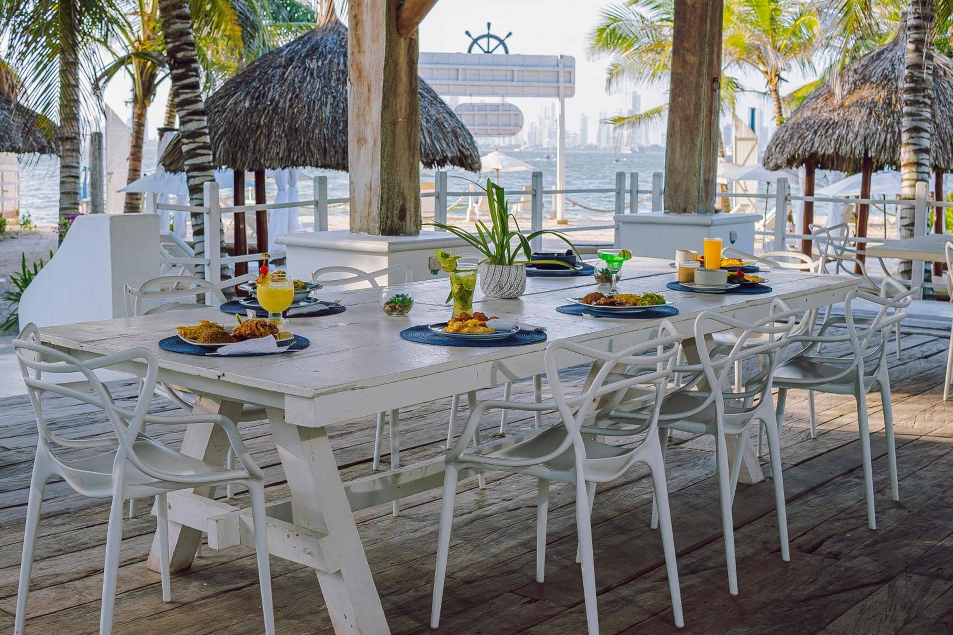 Foto de Marine Beach Club & Hotel By Tequendama