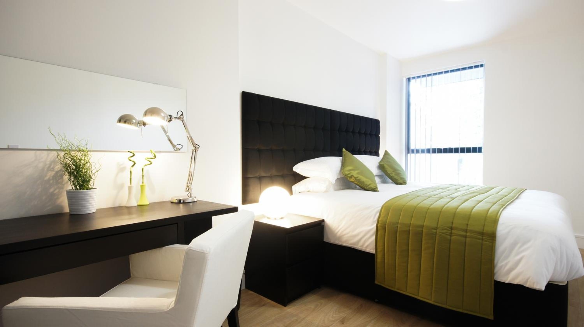 Andora Apartments, London