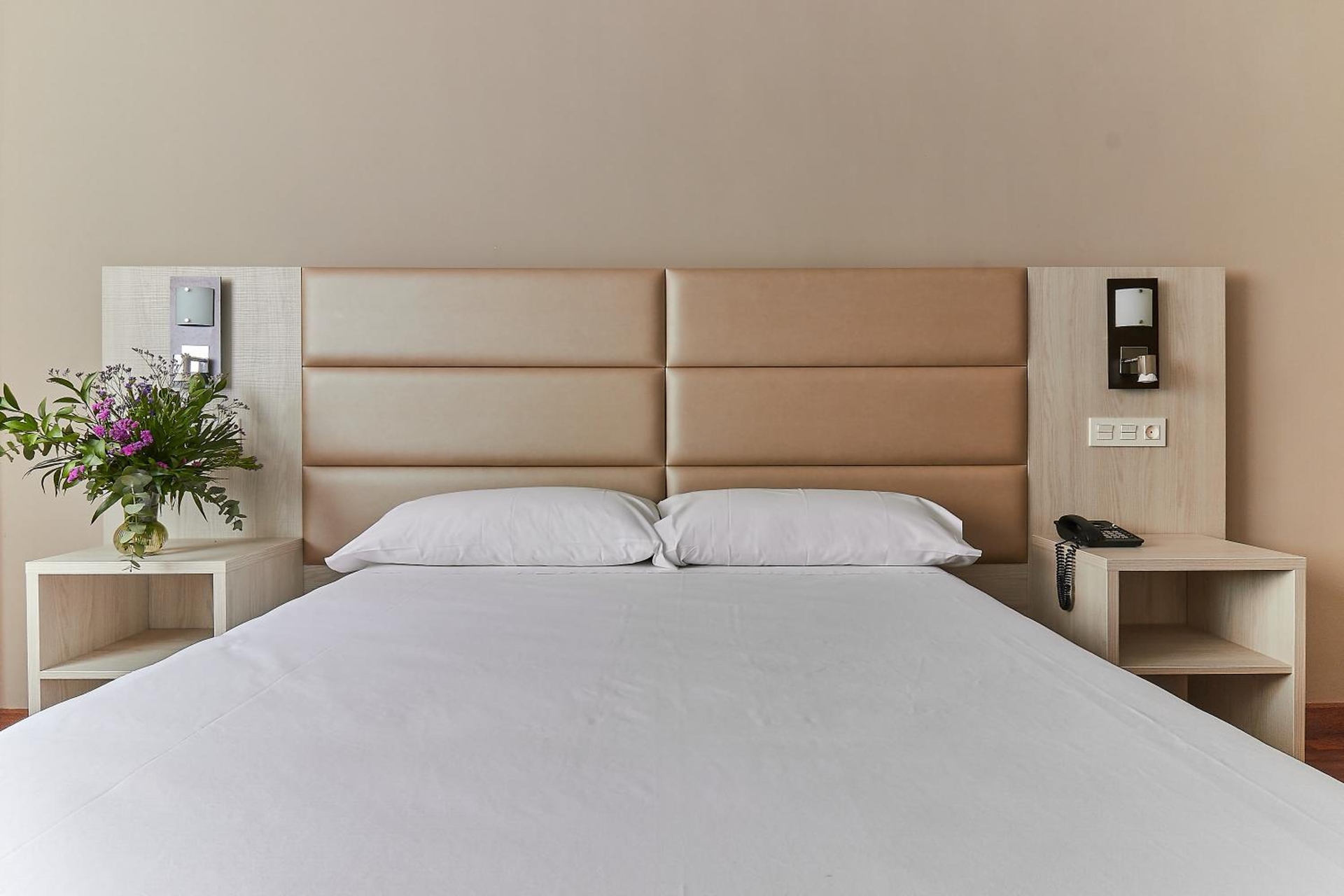 Foto de B&B HOTEL Zaragoza Royal