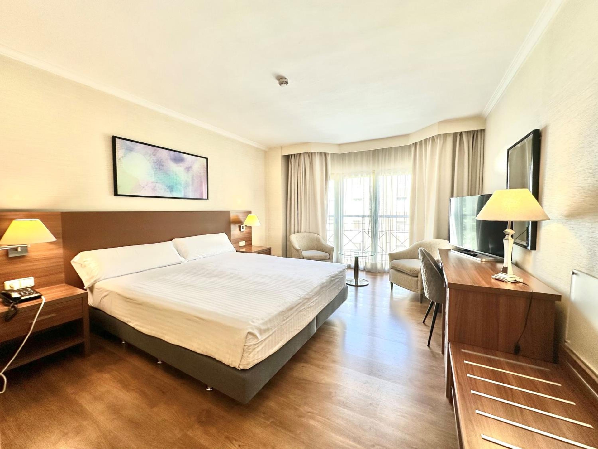 Aparto-Hotel Rosales, Madrid