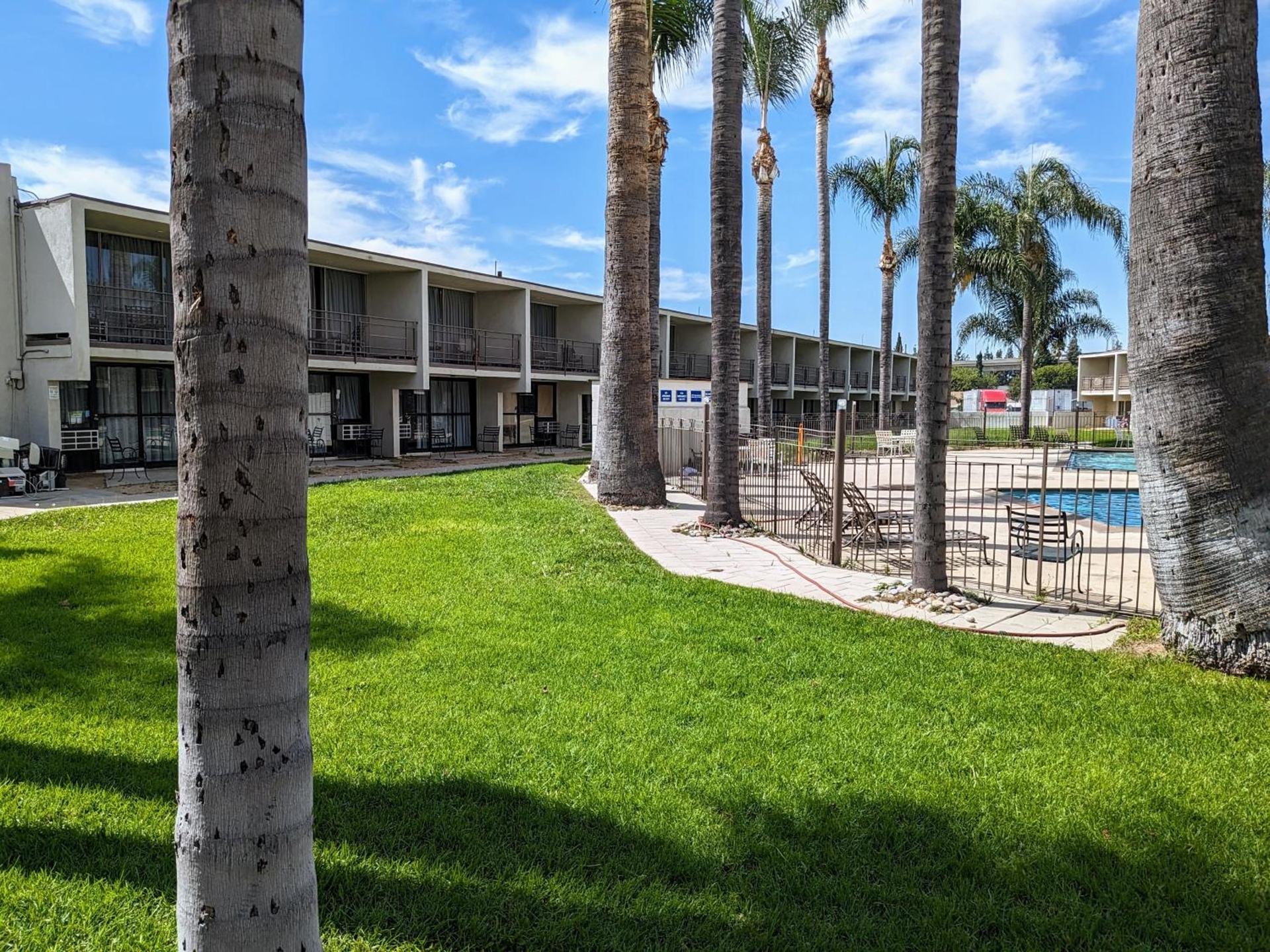 Valley Inn, Mission Hills