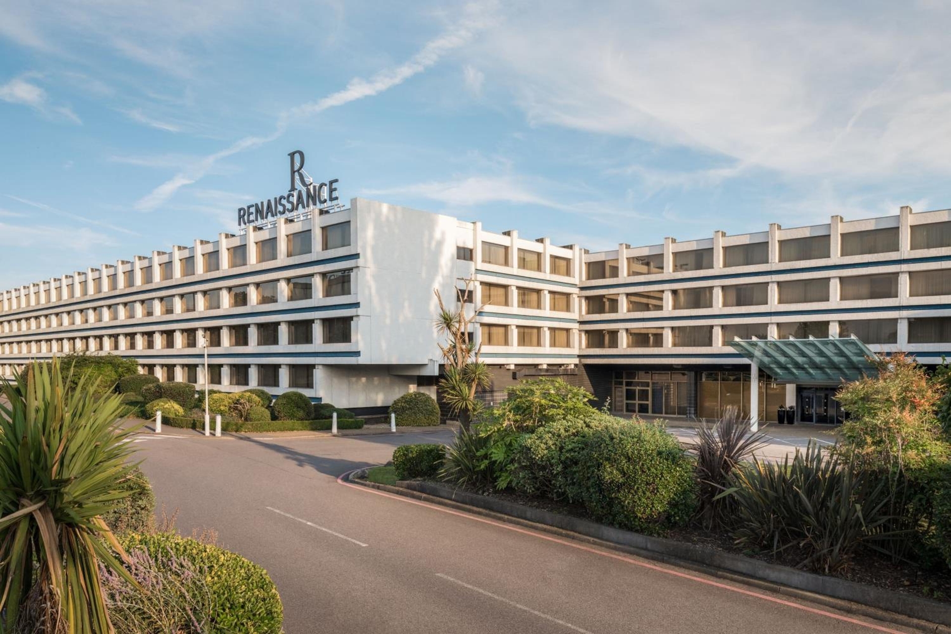 Renaissance London Heathrow Hotel, Hillingdon