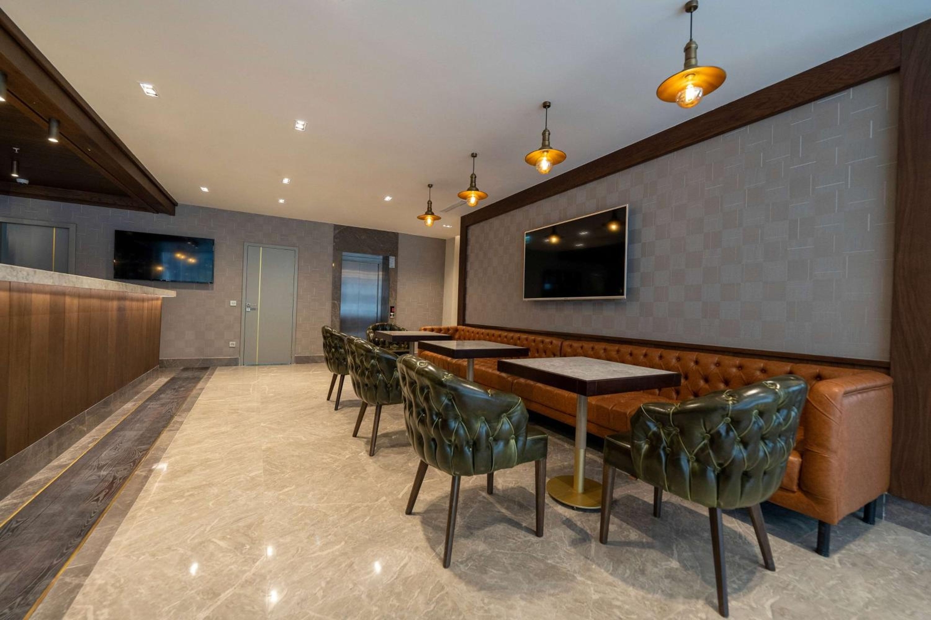 Foto de Days Inn by Wyndham Istanbul Bomonti