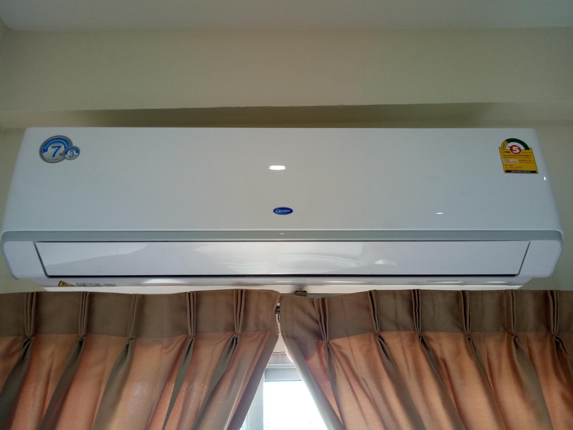 Foto de Komol Residence Bangkok