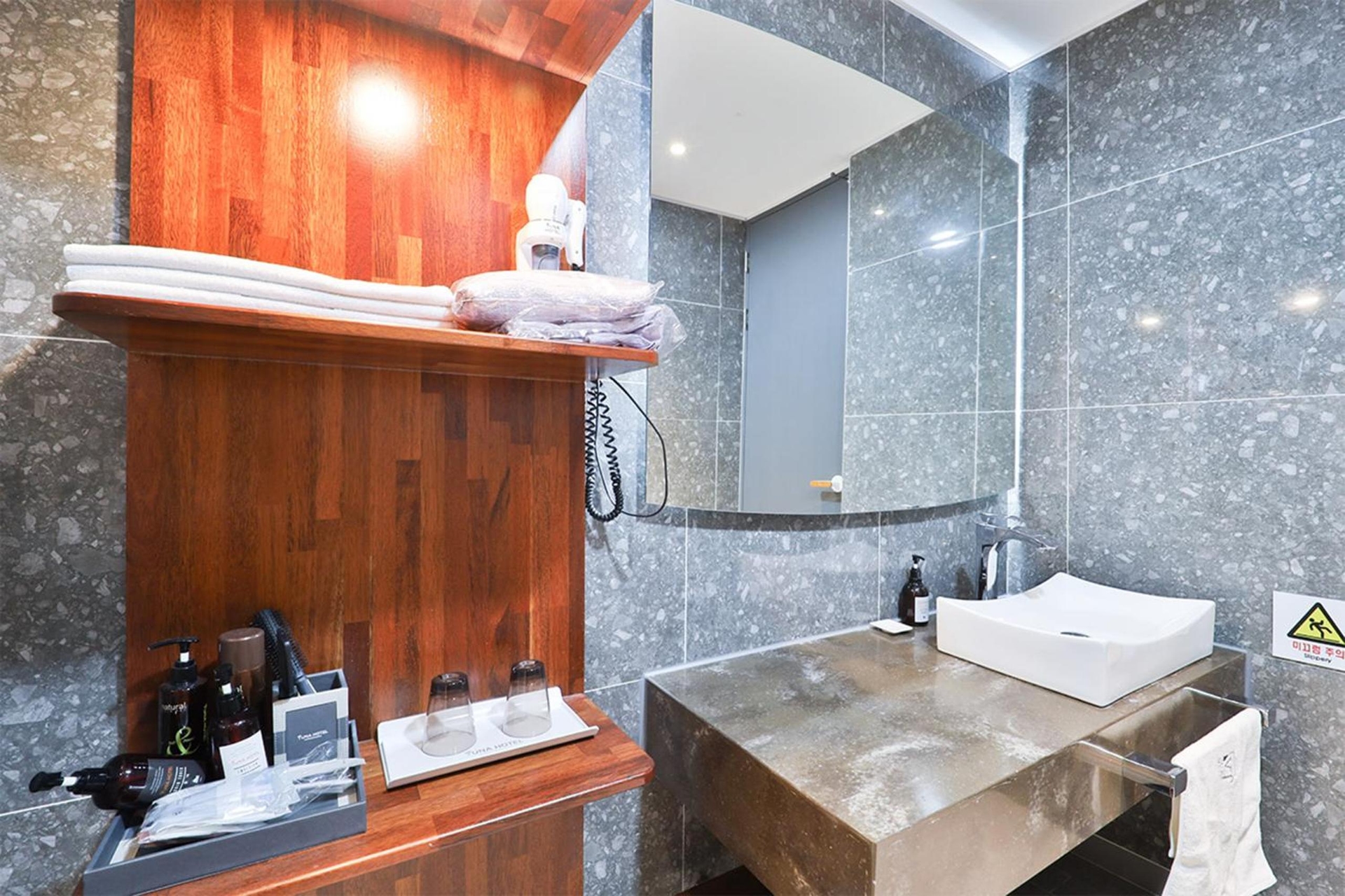 Foto de HOTEL YUNA Business