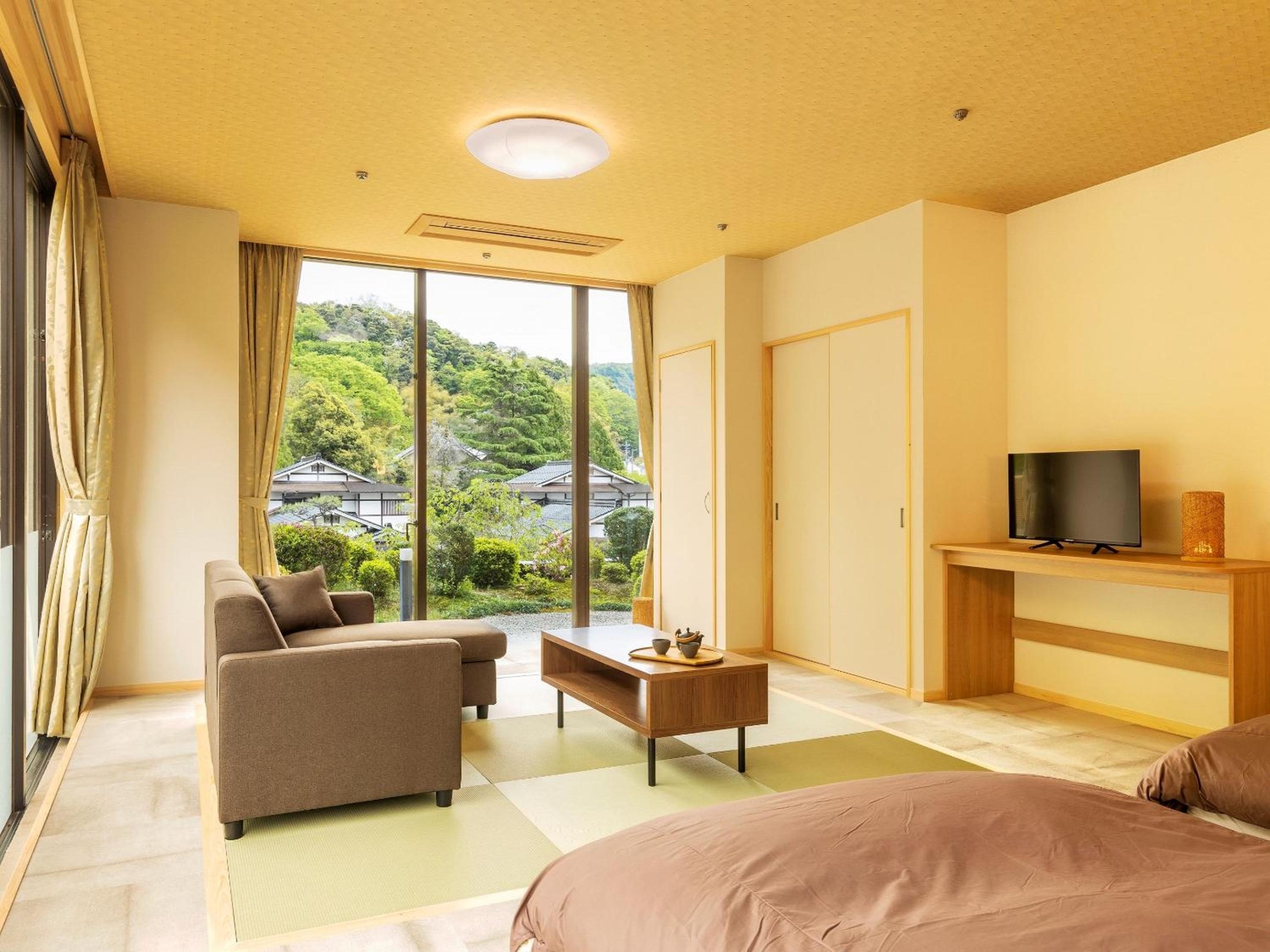 Foto de Ooedo Onsen Monogatari Premium Saiki Bekkan