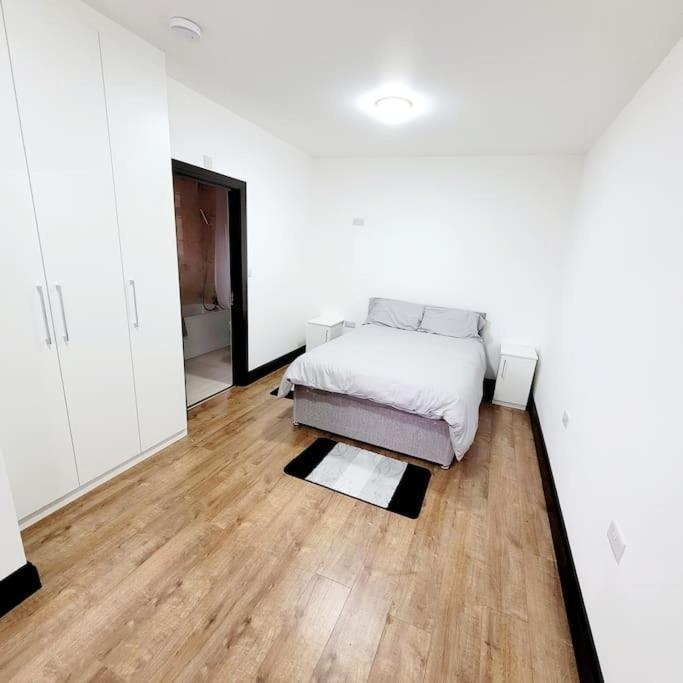 Apartment in East Ham, London, London