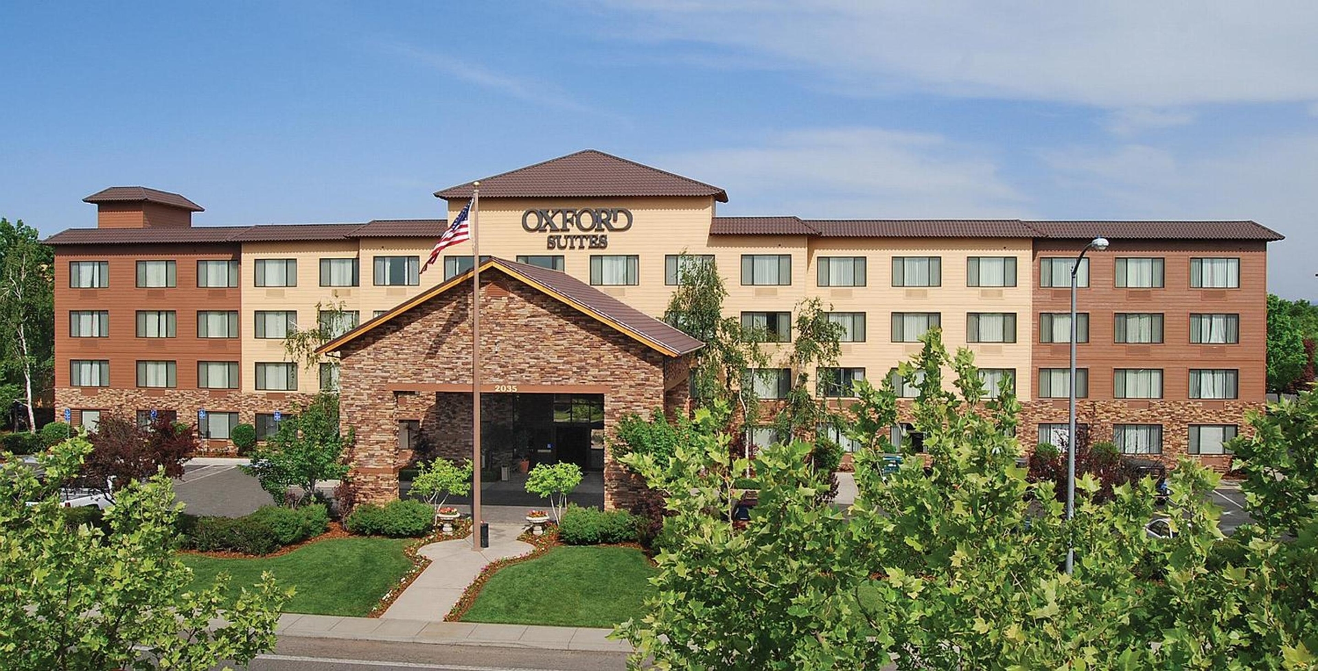 Oxford Suites Chico, Chico