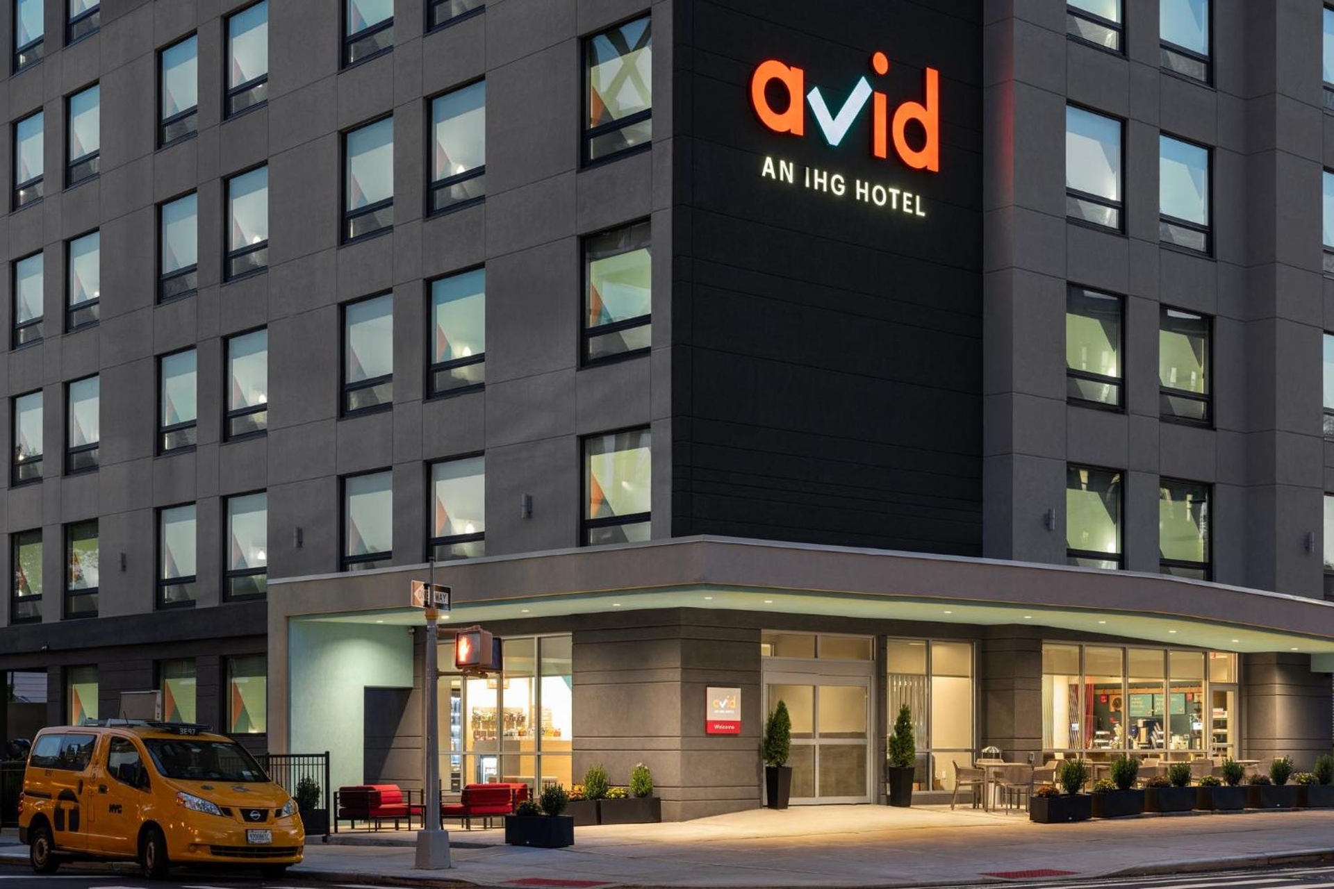 avid hotels - Brooklyn Dyker Heights by IHG